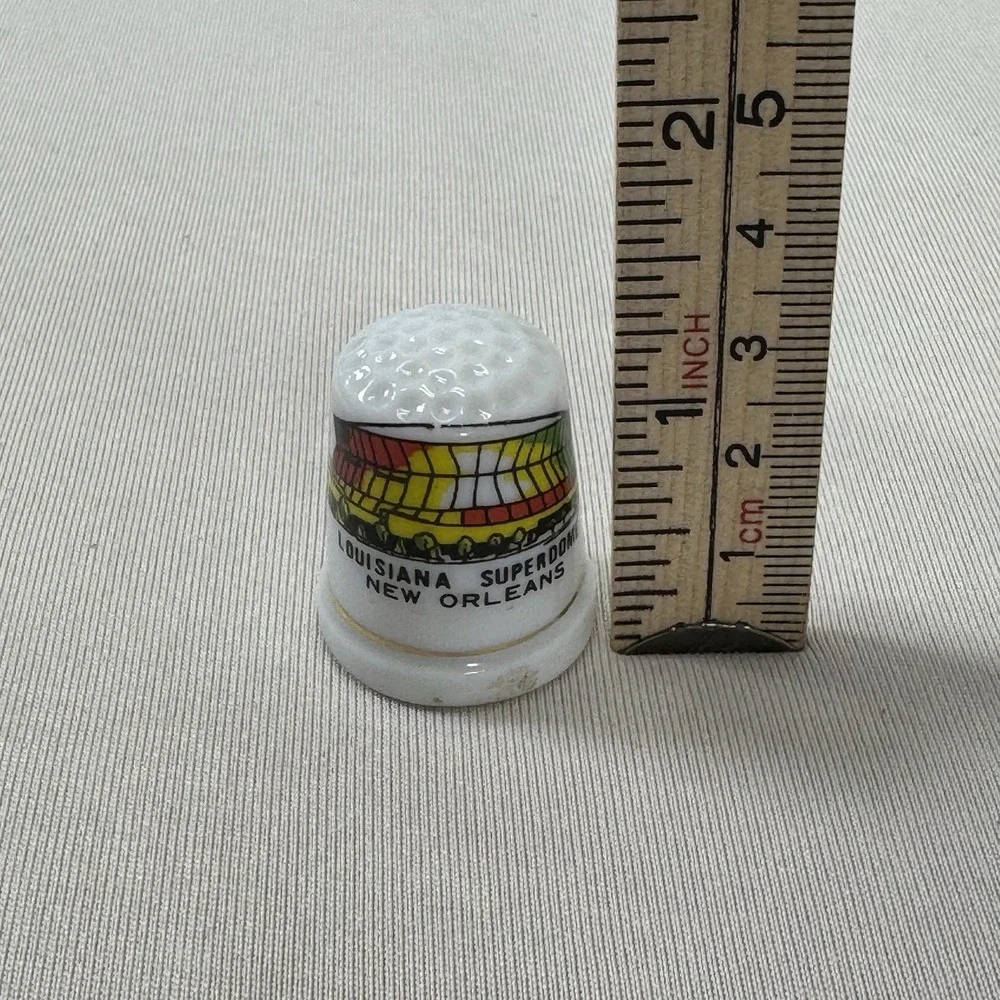 Louisiana Super Dome New‎ Orleans White Thimble
